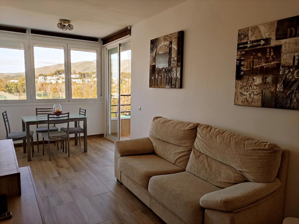 Malaguena Views Apartment Torremolinos Luaran gambar