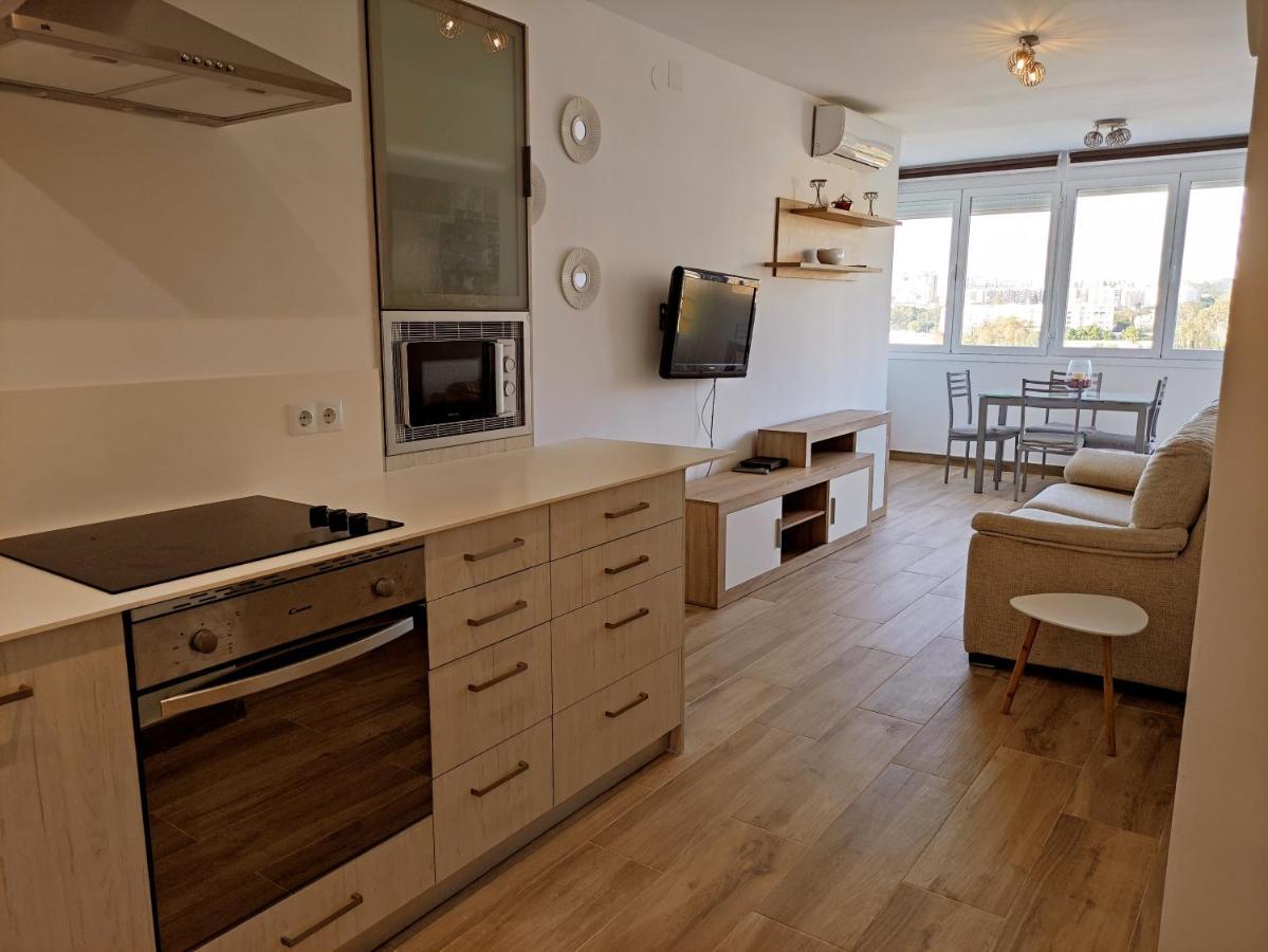 Malaguena Views Apartment Torremolinos Luaran gambar